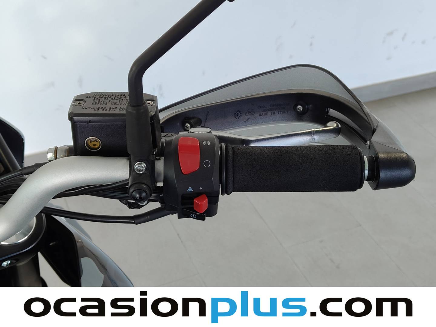 Benelli TRK 251 Benelli TRK 251 (26 CV) de segunda mano