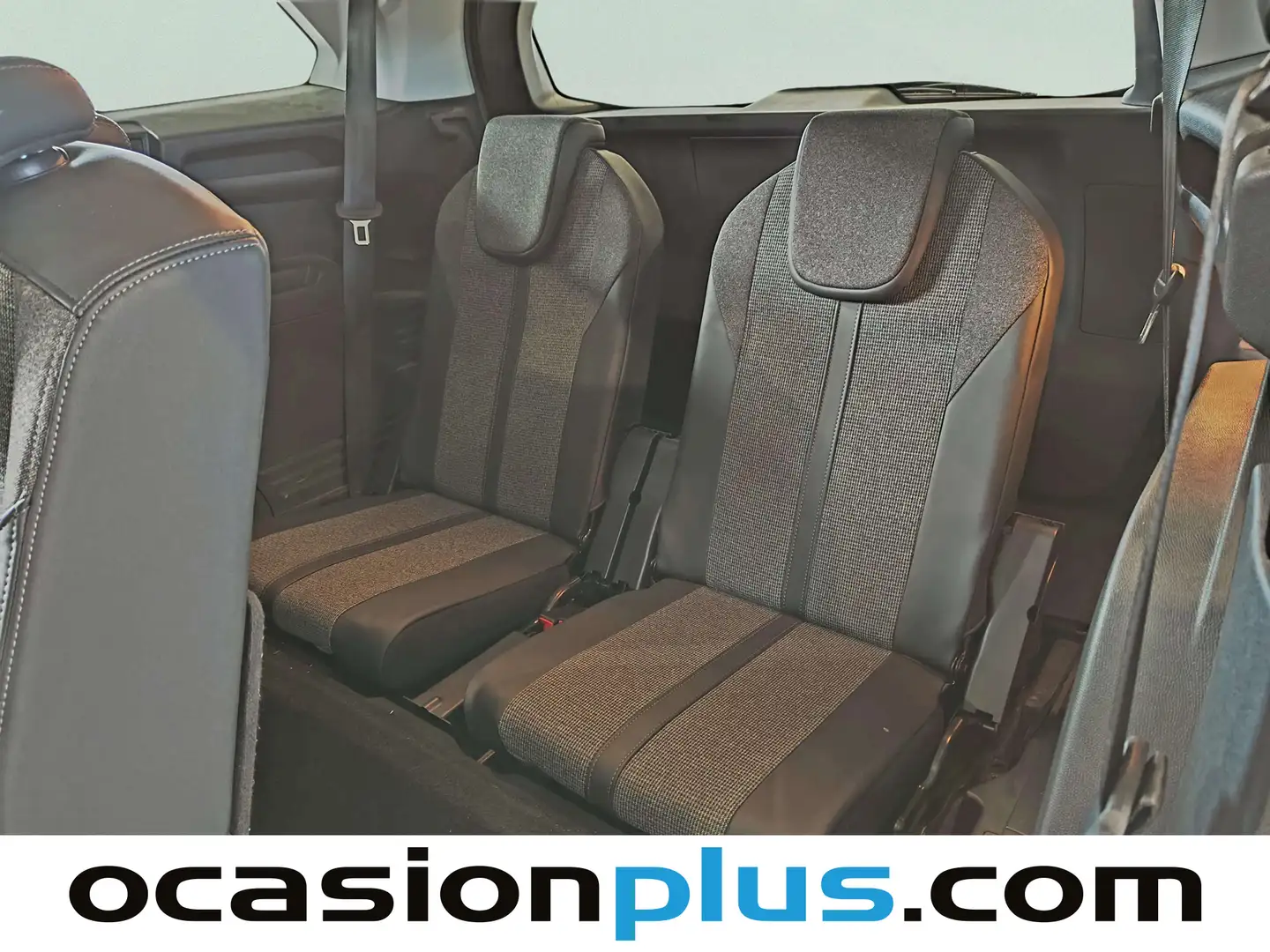 Foto Peugeot 5008 Peugeot 5008 BlueHDi 130 S&S Allure (130 CV) 7 Plazas