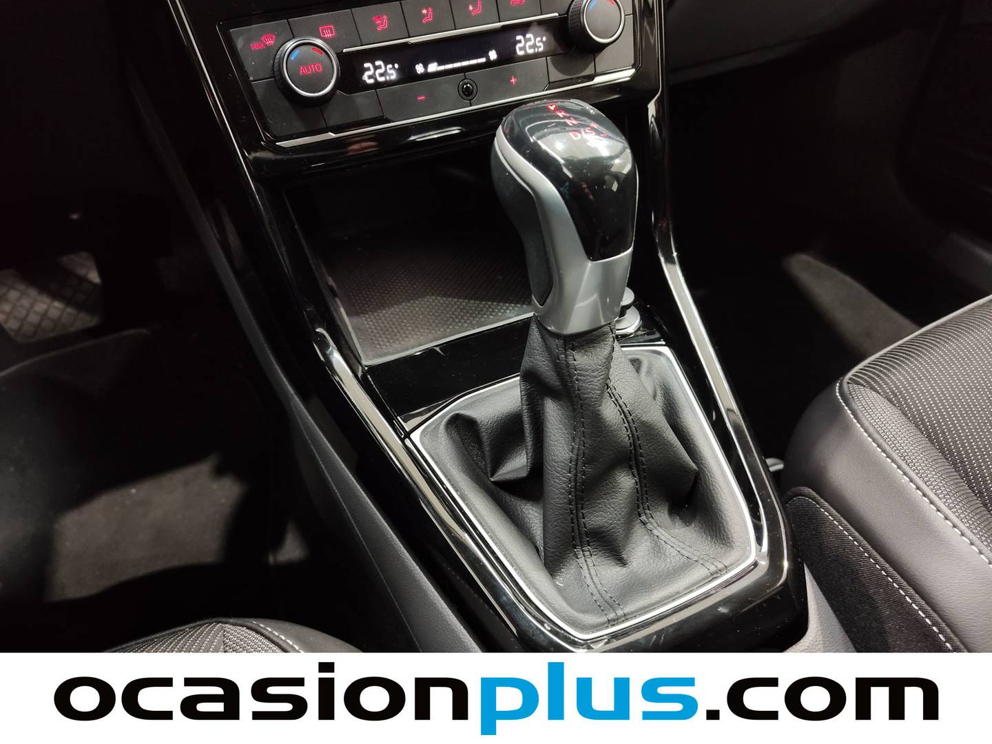 Foto Volkswagen T-Cross Volkswagen T-Cross Sport 1.0 TSI (115 CV) DSG