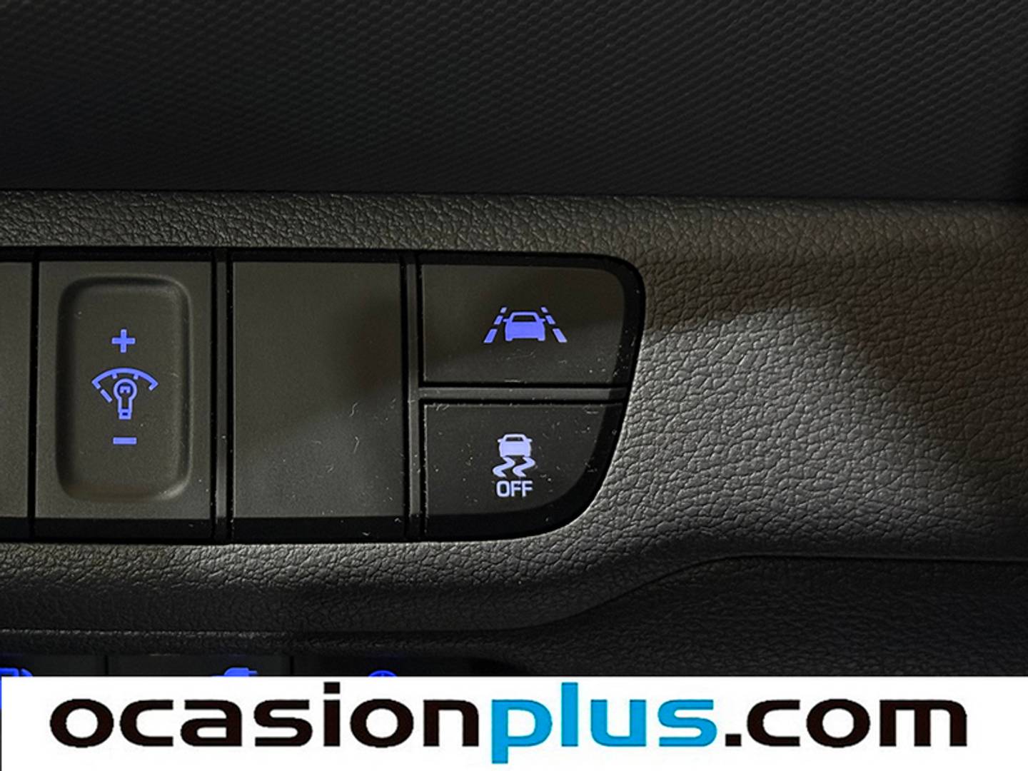 Foto Hyundai IONIQ Hyundai Ioniq 1.6 GDI PHEV Tecno DCT (141 CV)