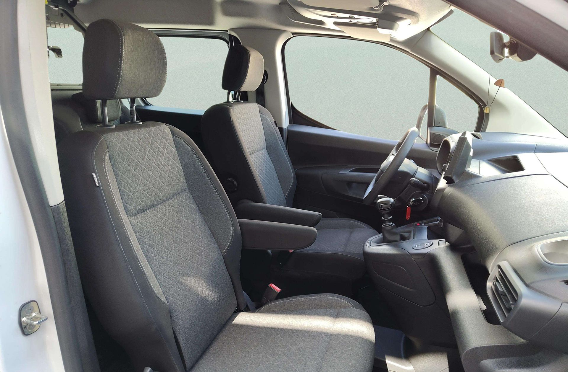 Opel Combo 1.5 Td - foto 19