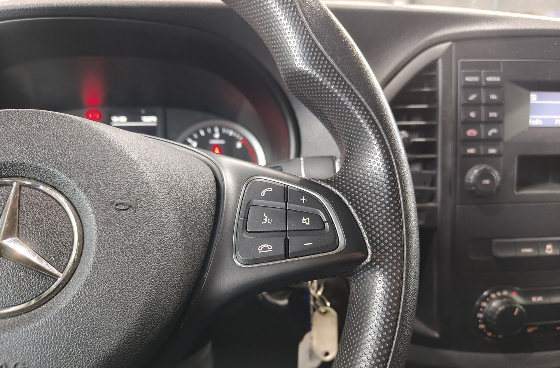 Mercedes-Benz Vito Combi 116 CDI Tourer Pro Larga - foto 28