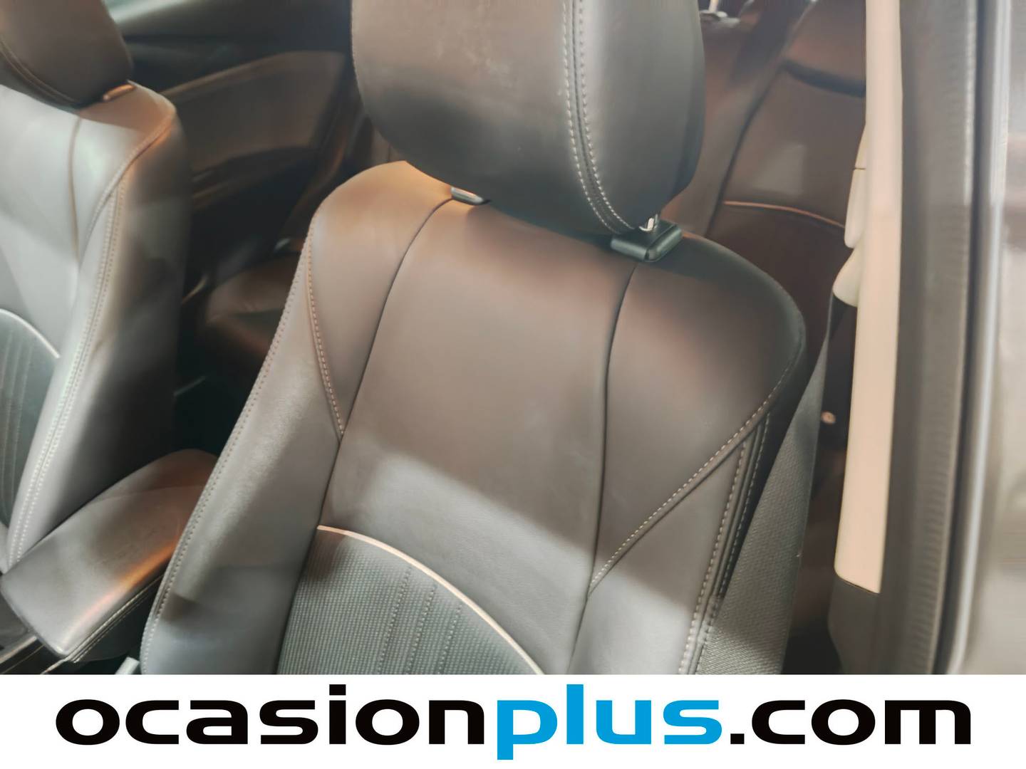 Acabados Mazda CX-3 Mazda CX-3 2.0 G Zenith 2WD AT (121 CV)