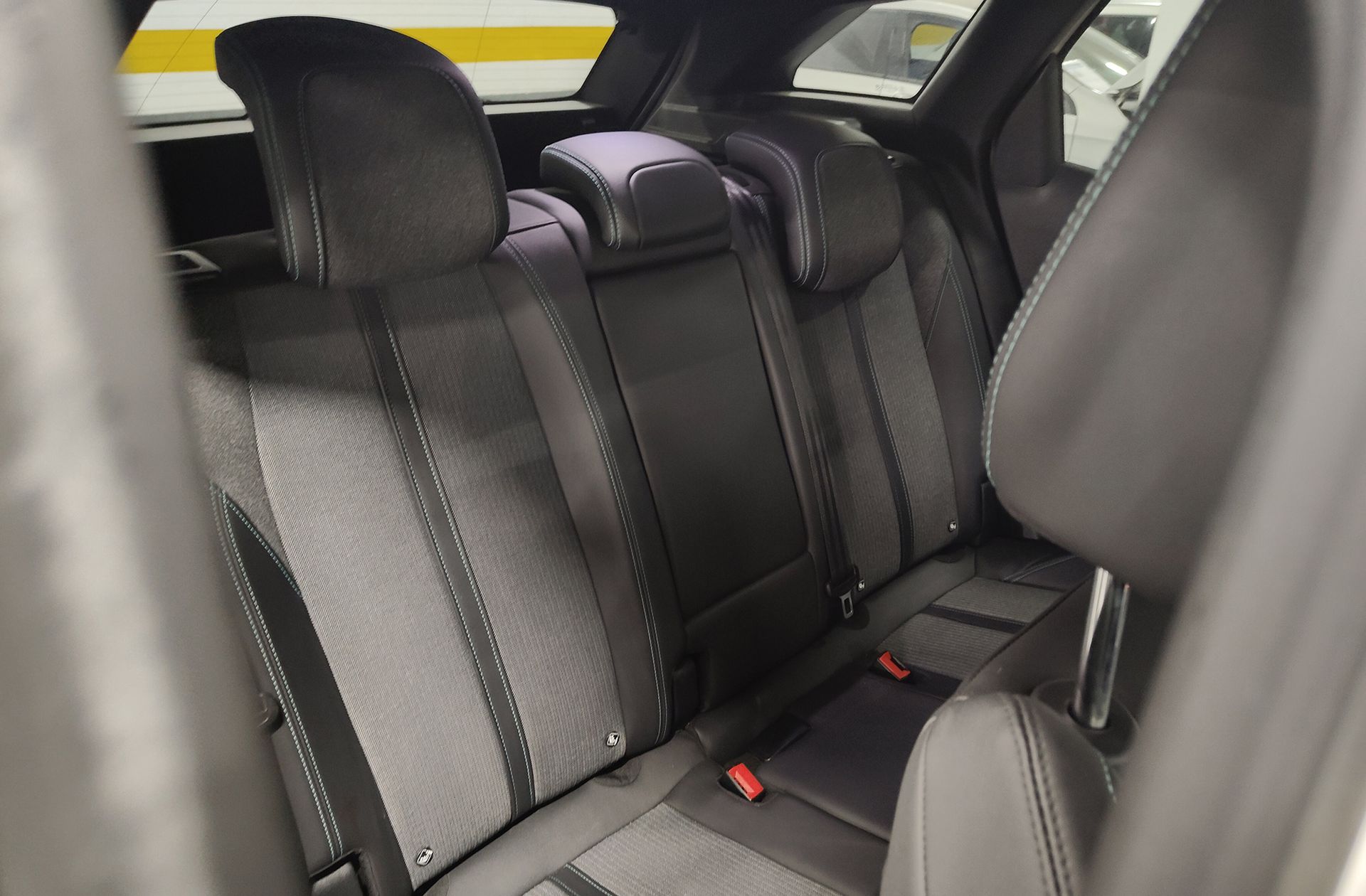 Peugeot 3008 PureTech 130 Allure Pack - foto 16