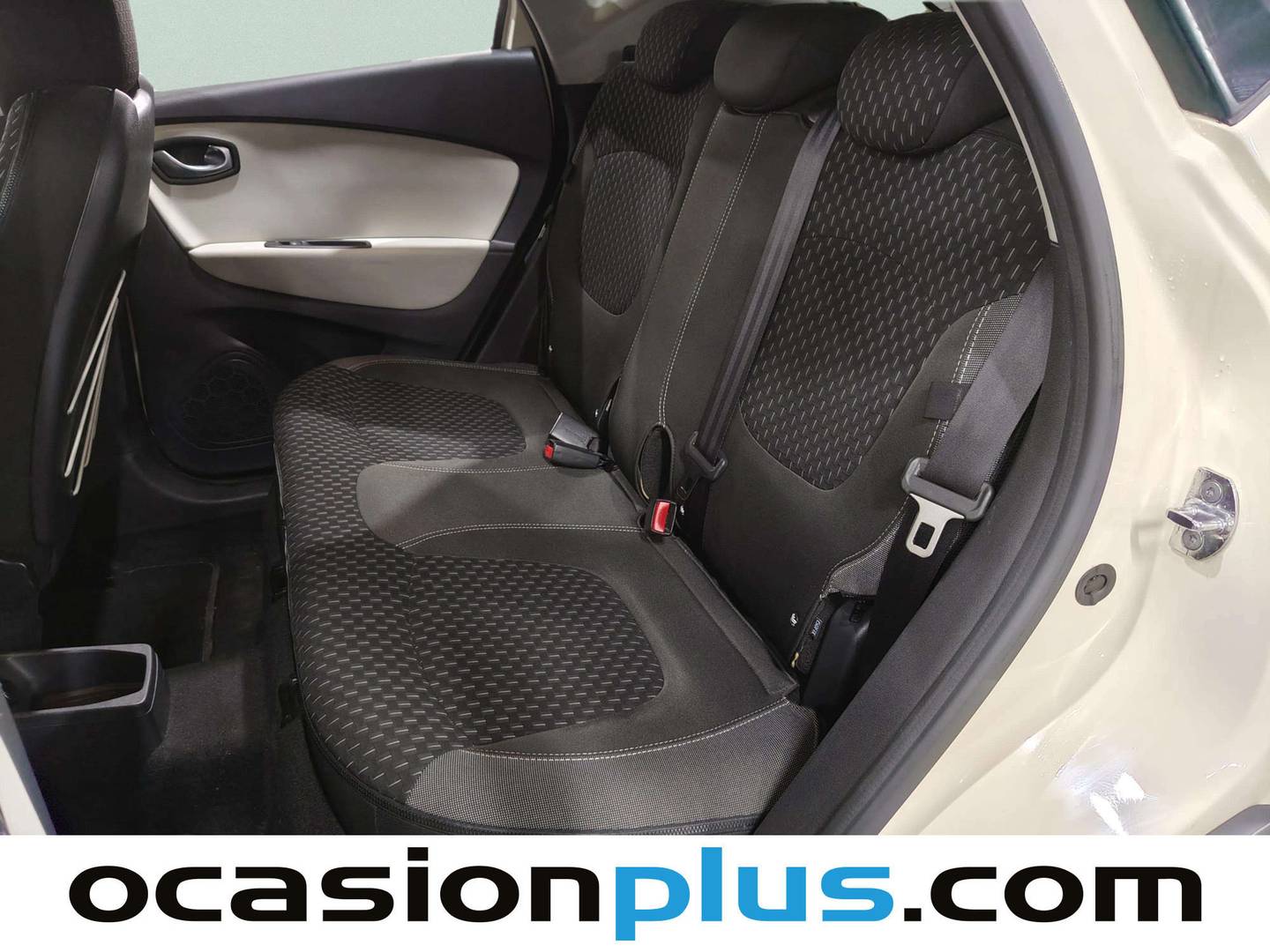 Foto asientos traseros Renault Captur Renault Captur Zen TCe (150 CV) GPF EDC
