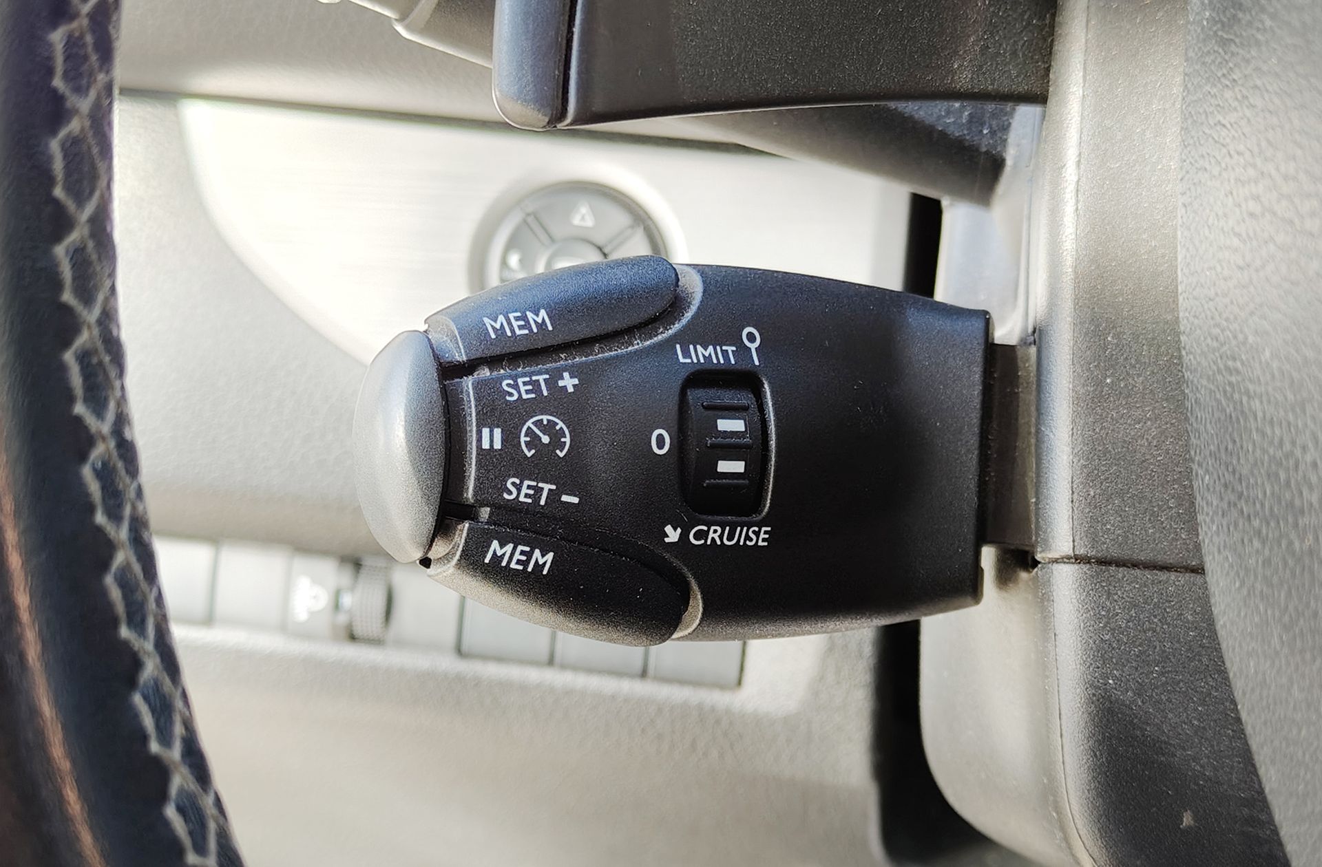 Peugeot Traveller 2.0 BlueHDi Allure Standard EAT6 8 plazas - foto 36