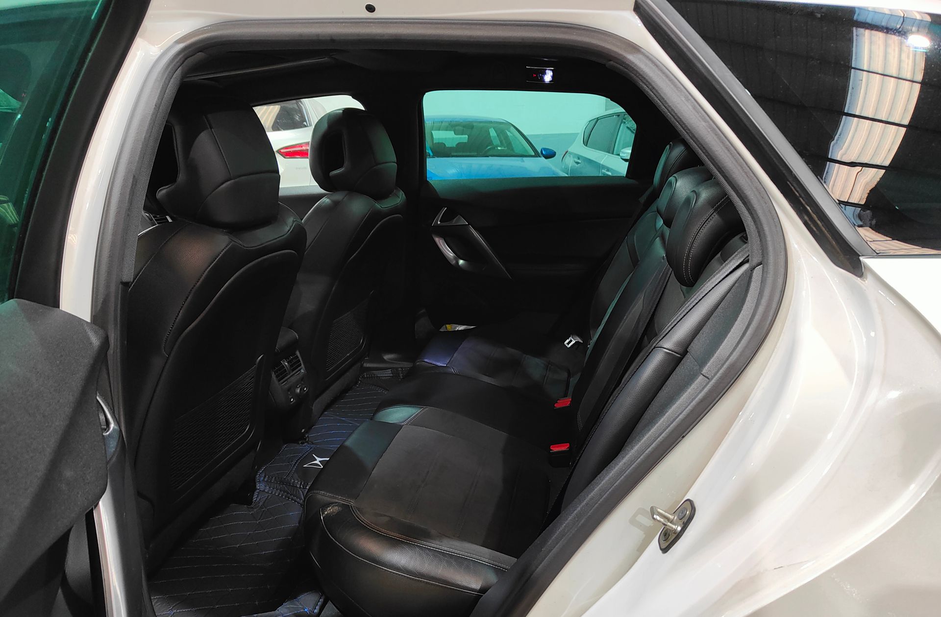 DS 5 BlueHDi 150 Style - foto 15