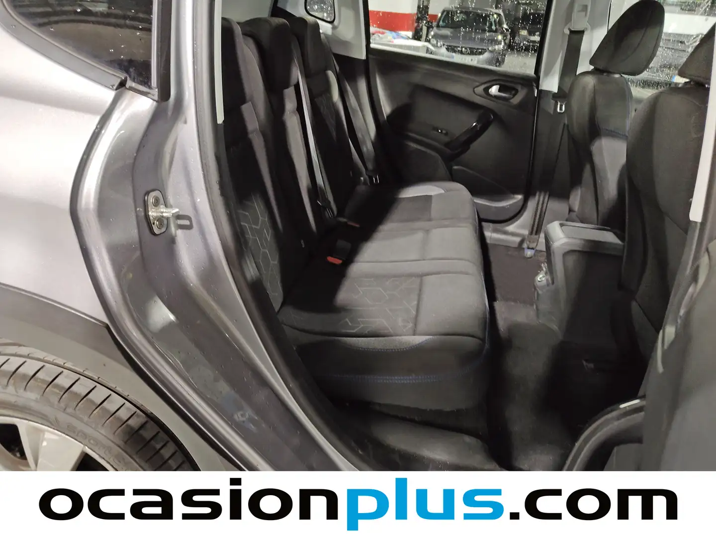 Foto Peugeot 2008 Peugeot 2008 BlueHDi 100 Signature (100 CV)