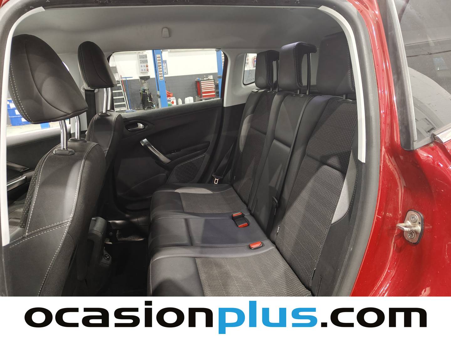 Foto asientos traseros Peugeot 2008 Peugeot 2008 PureTech 110 S&S Allure (110 CV)