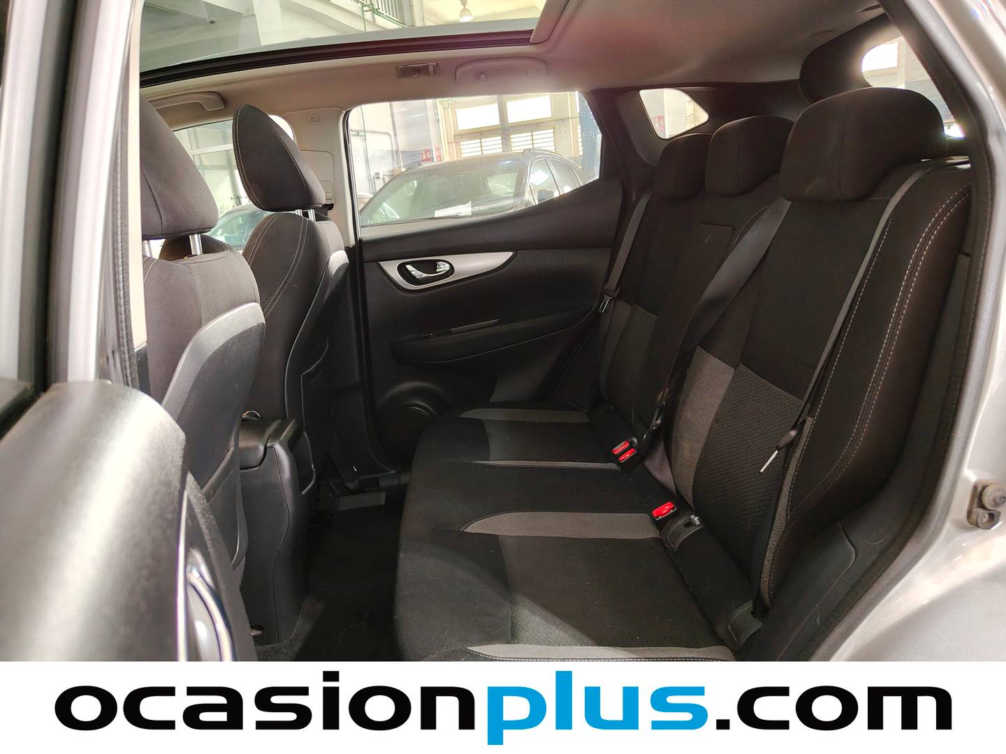 Foto asientos traseros Nissan QASHQAI Nissan Qashqai DIG-T 140 N-Connecta (140 CV)