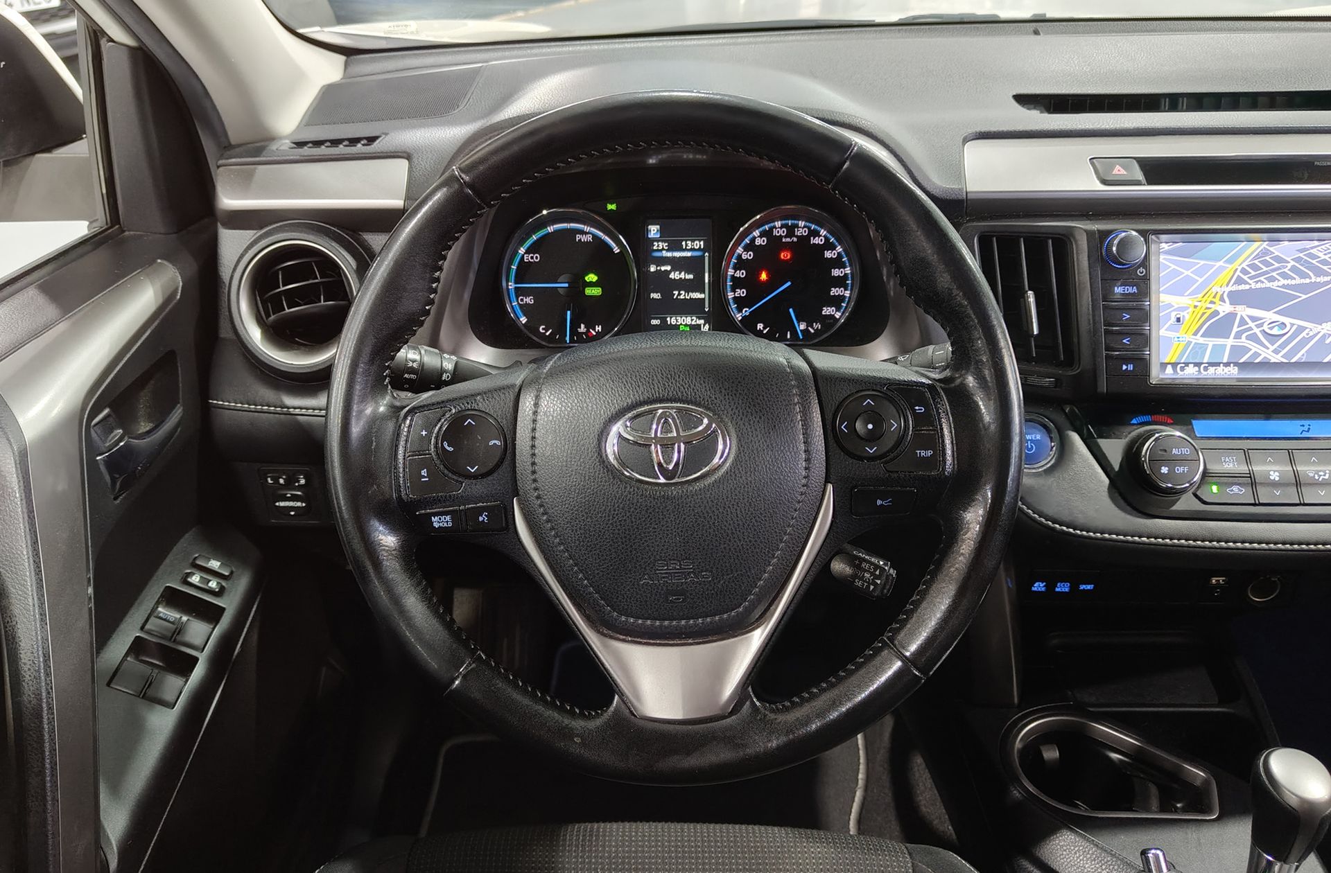 Toyota RAV4 2.5l hybrid Advance 2WD - foto 24