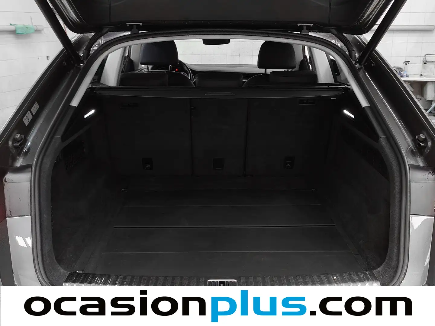 Foto Audi Q8 Audi Q8 50 TDI quattro (286 CV) tiptronic