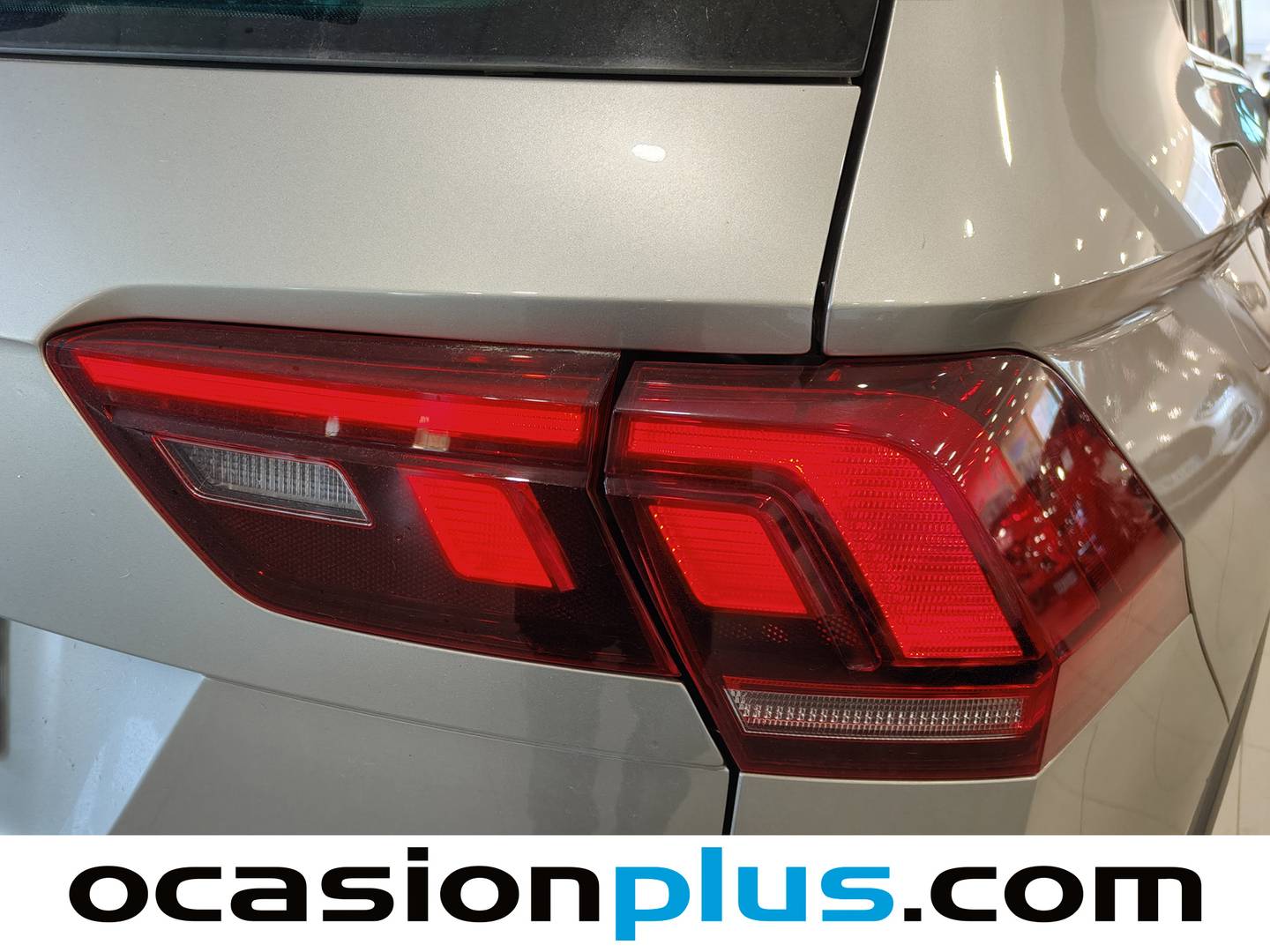 Foto Volkswagen Tiguan Volkswagen Tiguan Advance 1.5 TSI (150 CV) DSG Pack R-Line