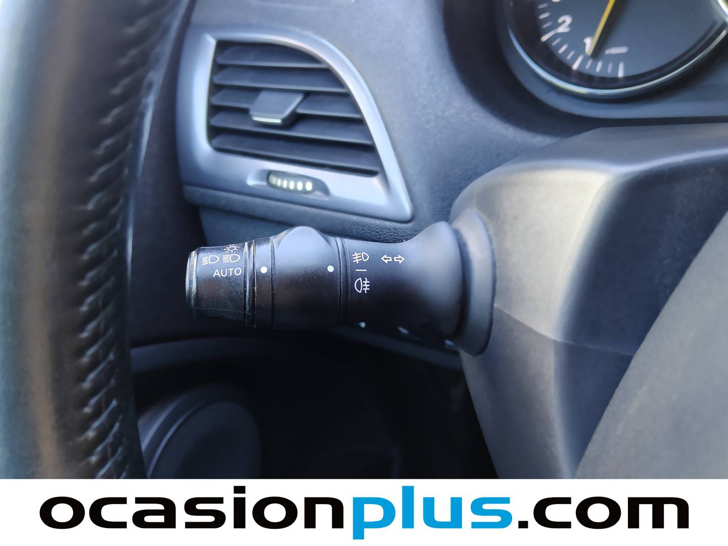 Acabados Renault Mégane Renault Megane Limited Energy S&S TCe (115 CV)