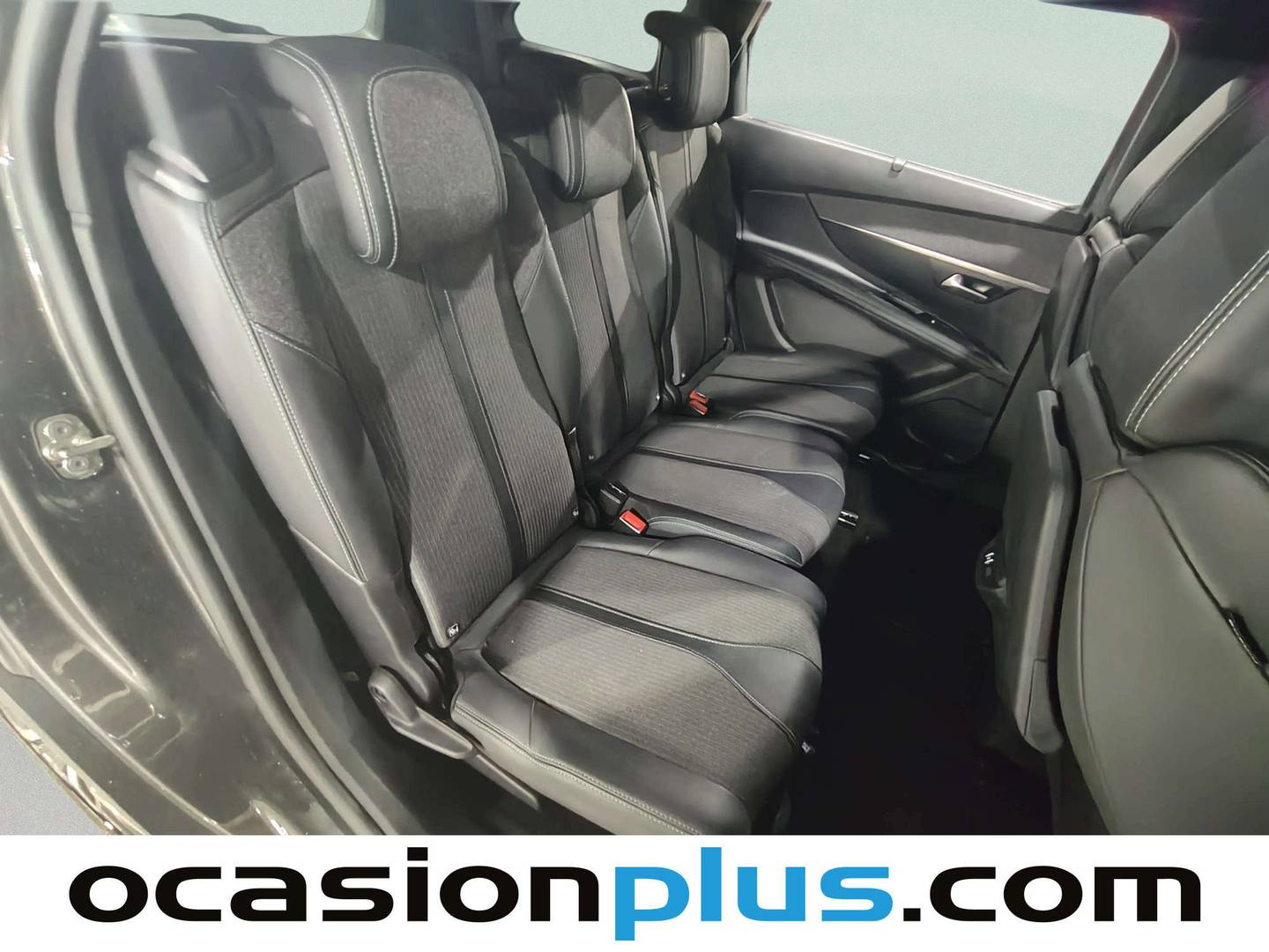 Foto Peugeot 5008 Peugeot 5008 PureTech 130 S&S Allure Pack EAT8 (130 CV) 7 Plazas