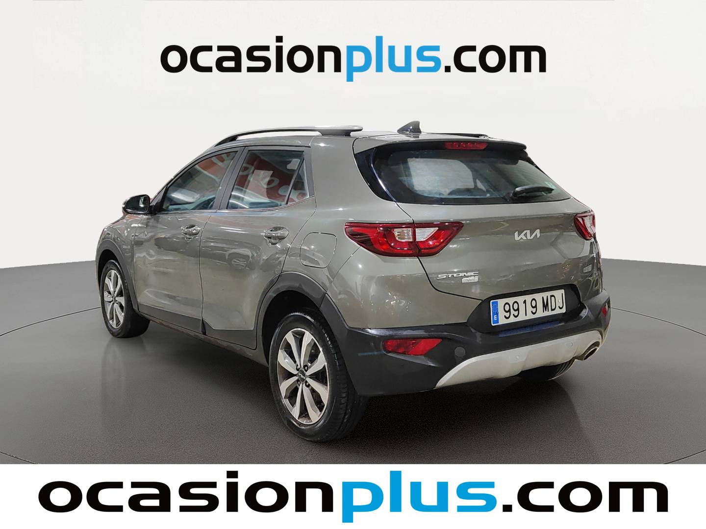 Foto trasera KIA Stonic Kia Stonic 1.0 T-GDi MHEV Drive iMT (120 CV) derecha