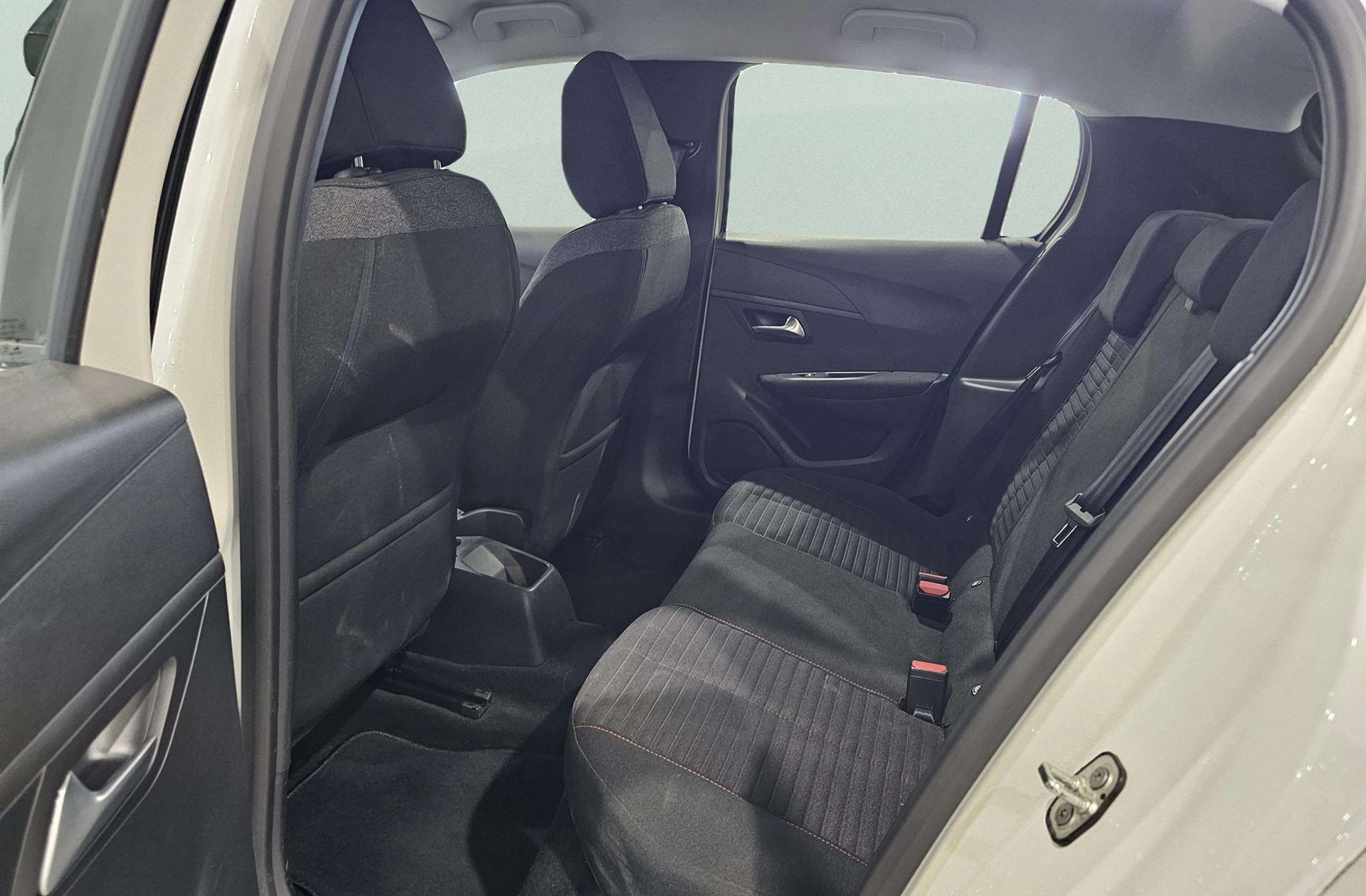 Peugeot 208 PureTech 100 Active Pack - foto 11
