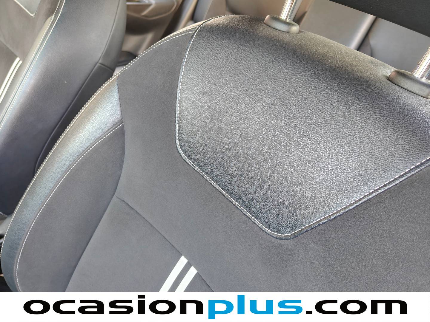 Extras y acabados del Nissan Micra Nissan Micra IG-T N-Sport  (92 CV)