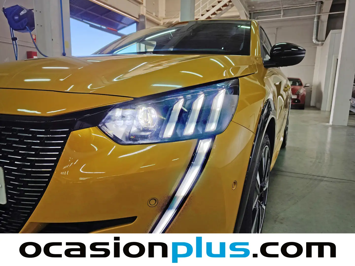 Foto Peugeot 208 Peugeot 208 BlueHDi 100 GT (100 CV)