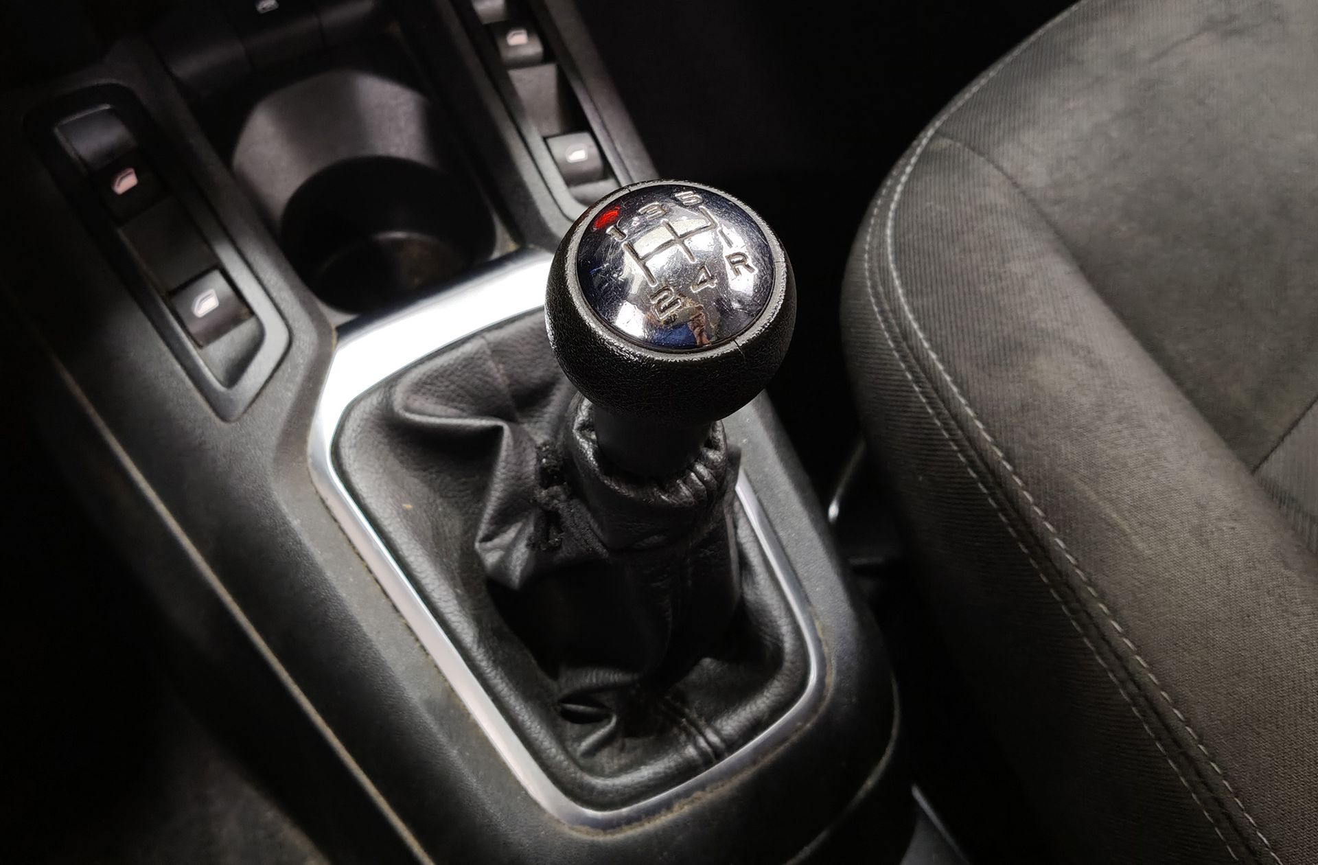 Citroën C-Elysée BlueHDi 100 Shine - foto 5