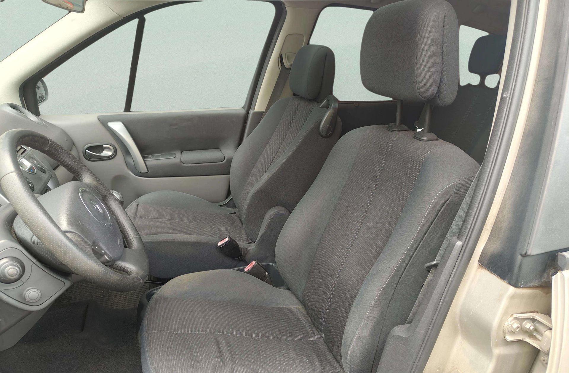 Renault Grand Scénic Expression 7 plazas 1.9dCi EU4 - foto 10