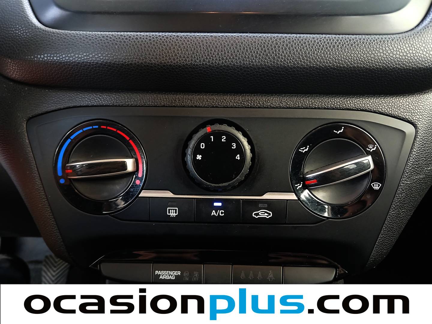Accesorios del Hyundai i20 Hyundai i20 1.2 MPI Essence LE (75 CV)