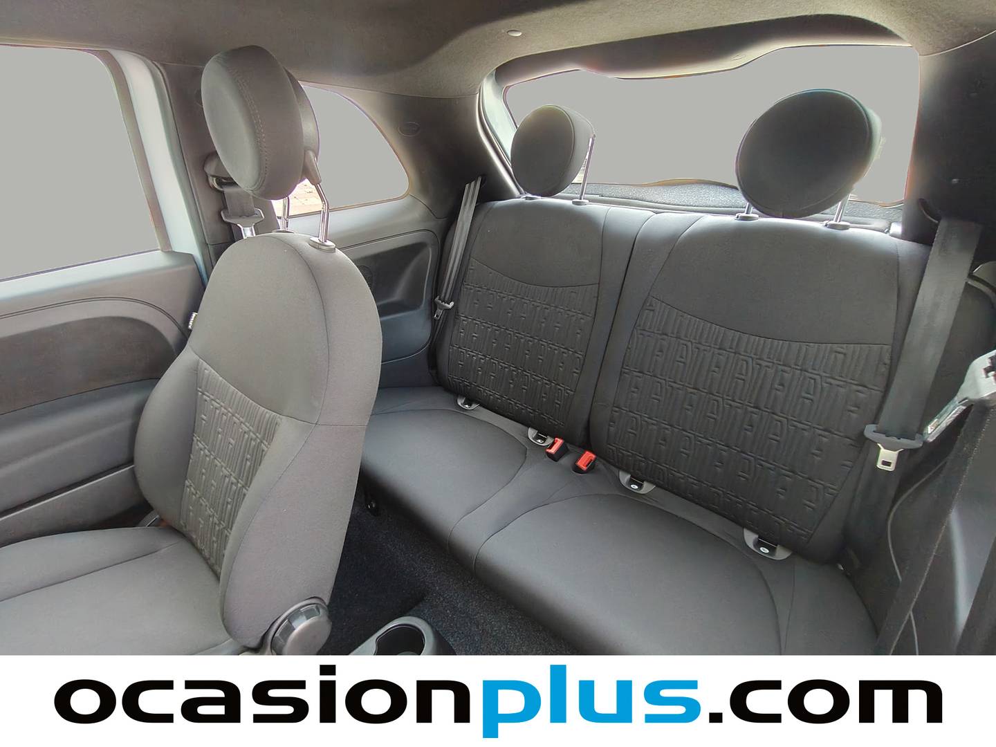Foto asientos traseros Fiat 500 Fiat 500 1.0 Hybrid Dolcevita (70 CV)