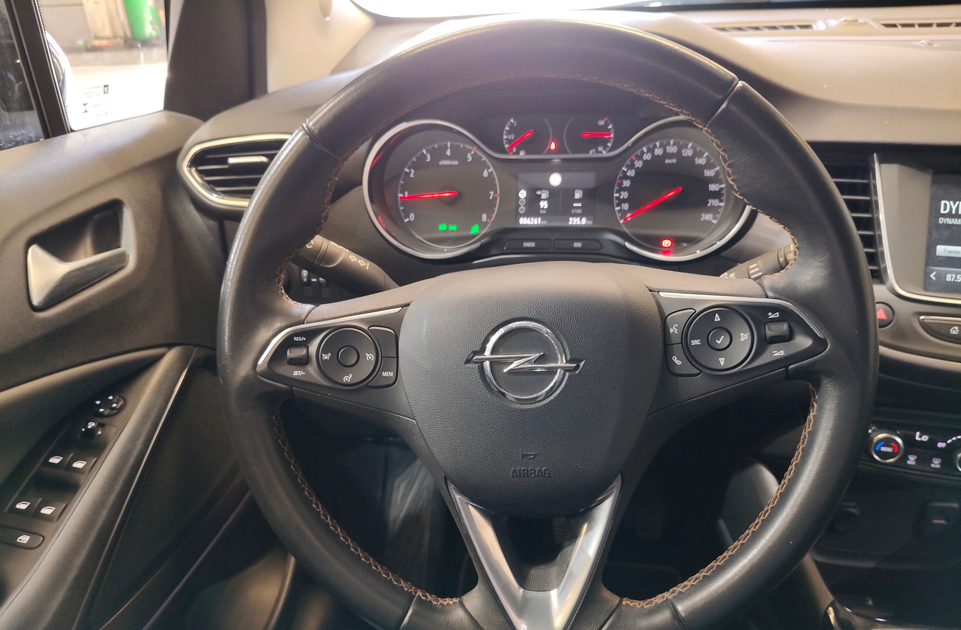 Opel Crossland 1.2 Innovation - foto 23