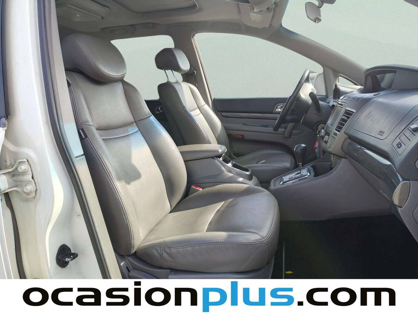 Foto SsangYong Rodius Ssangyong Rodius 2.0 e-Xdi Limited 4x4 Auto (155 CV) 7 Plazas