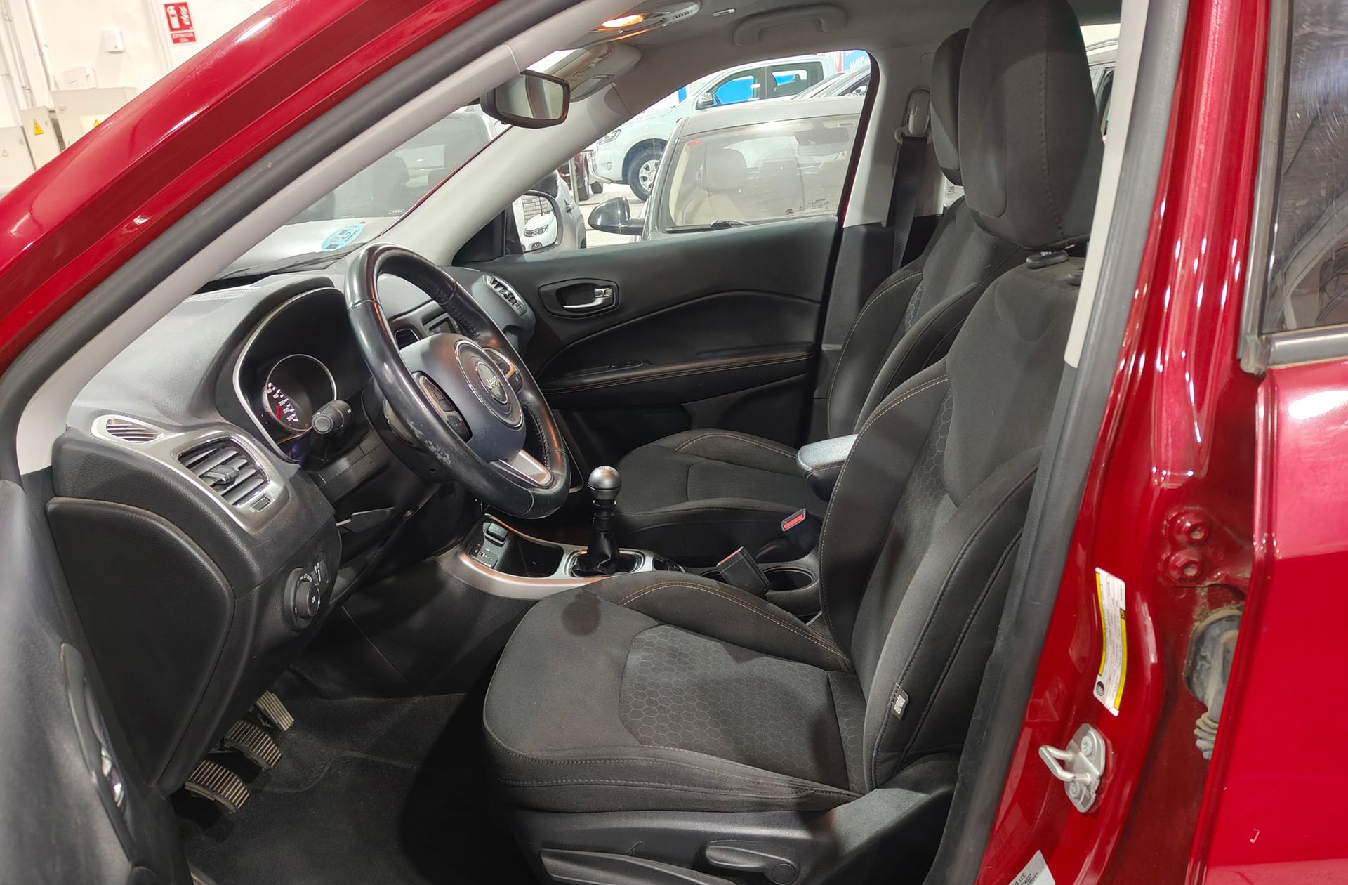 Jeep Compass 1.4 MultiAir Sport 4x2 - foto 9