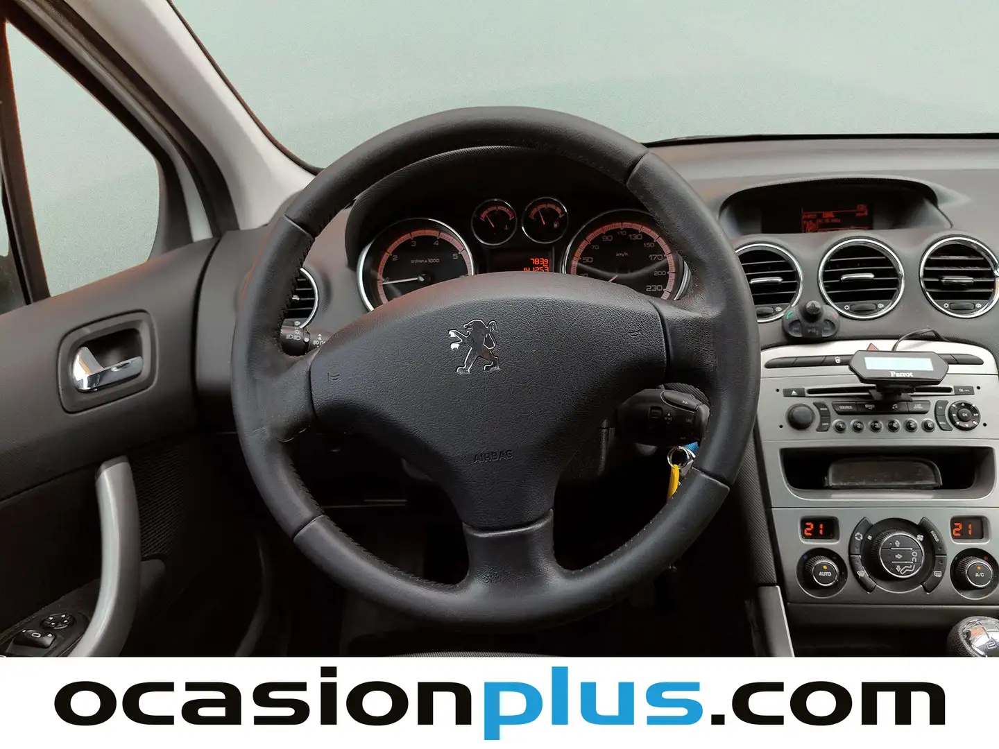 Foto Peugeot 308 Peugeot 308 1.6 VTi Sport (120 CV)