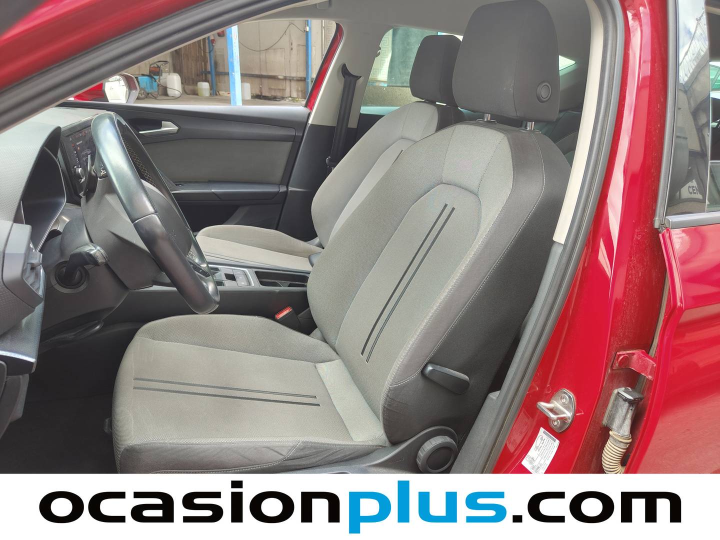 Foto asientos delanteros Seat León Seat León 1.0 eTSI 81kW DSG-7 S&S Style go