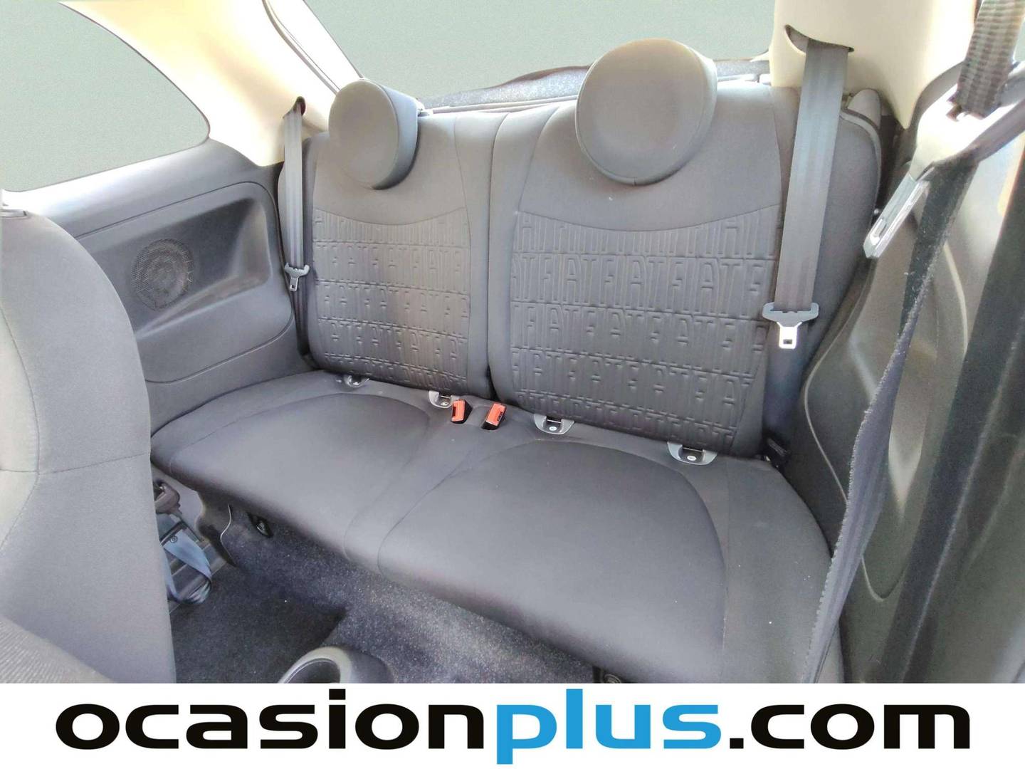 Foto asientos traseros Fiat 500 Fiat 500 1.0 Hybrid Dolcevita (70 CV)