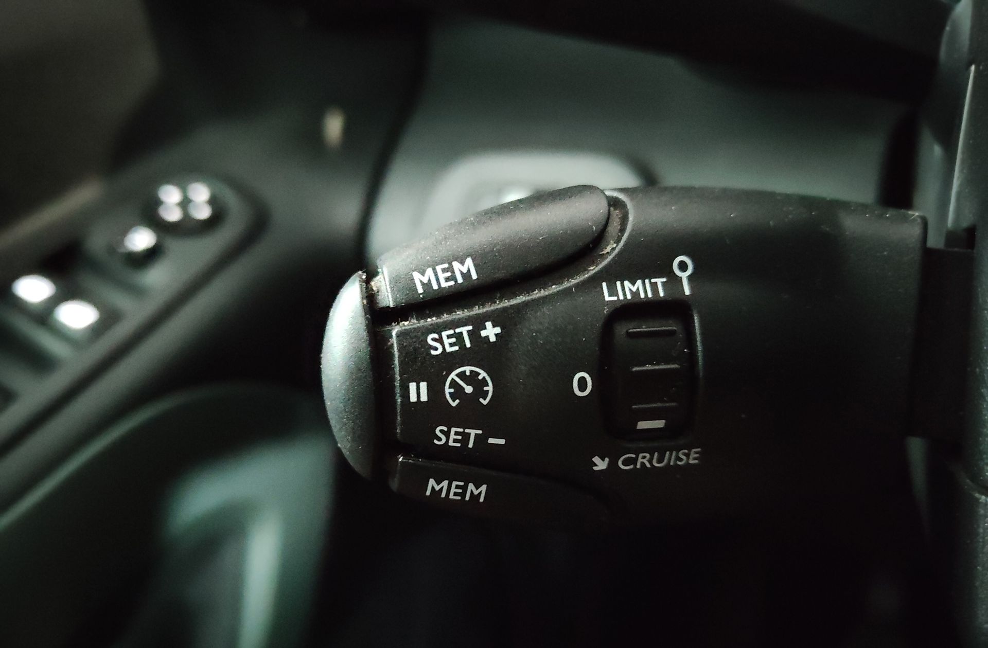 Citroën Berlingo BlueHDi 100 Talla M Shine - foto 26