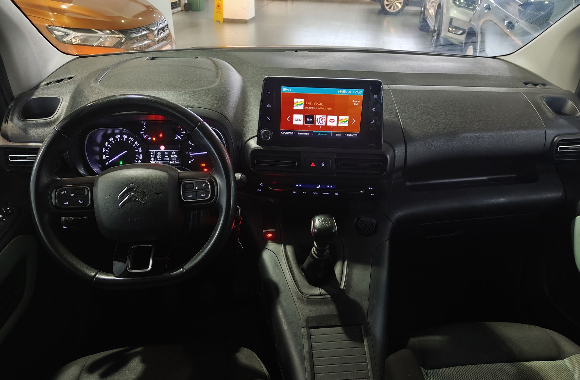 Citroën Berlingo BlueHDi 100 Talla M Shine - foto 6