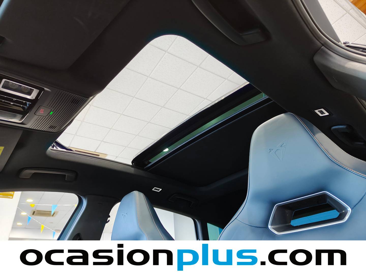 Equipamiento del Cupra Formentor CUPRA Formentor 2.0 TSI Launch Edition Azul Petrol Mate 4Drive DSG (310 CV)