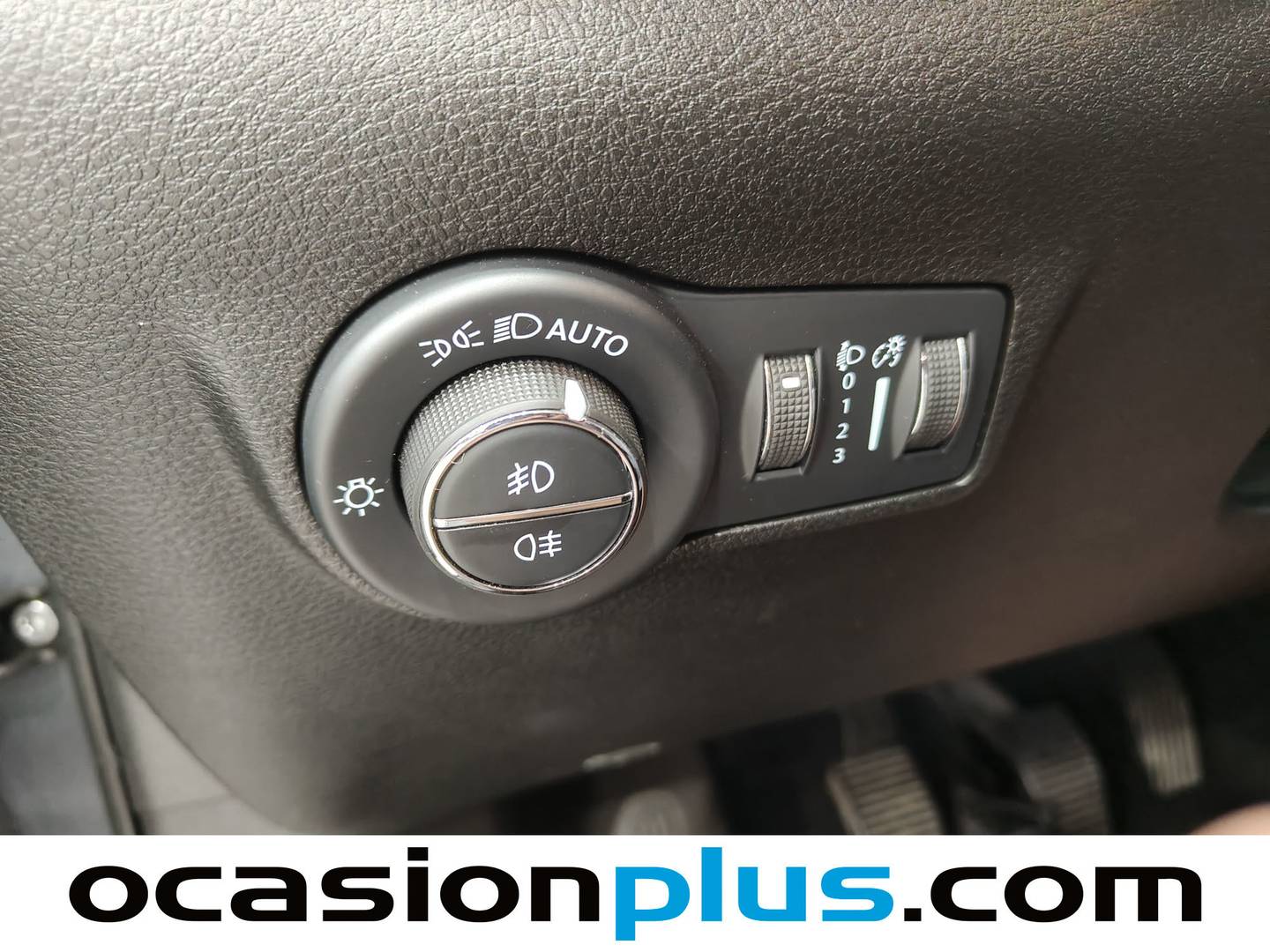 Extras del Jeep Compass Jeep Compass 1.3 Gse Night Eagle FWD MT (130 CV)