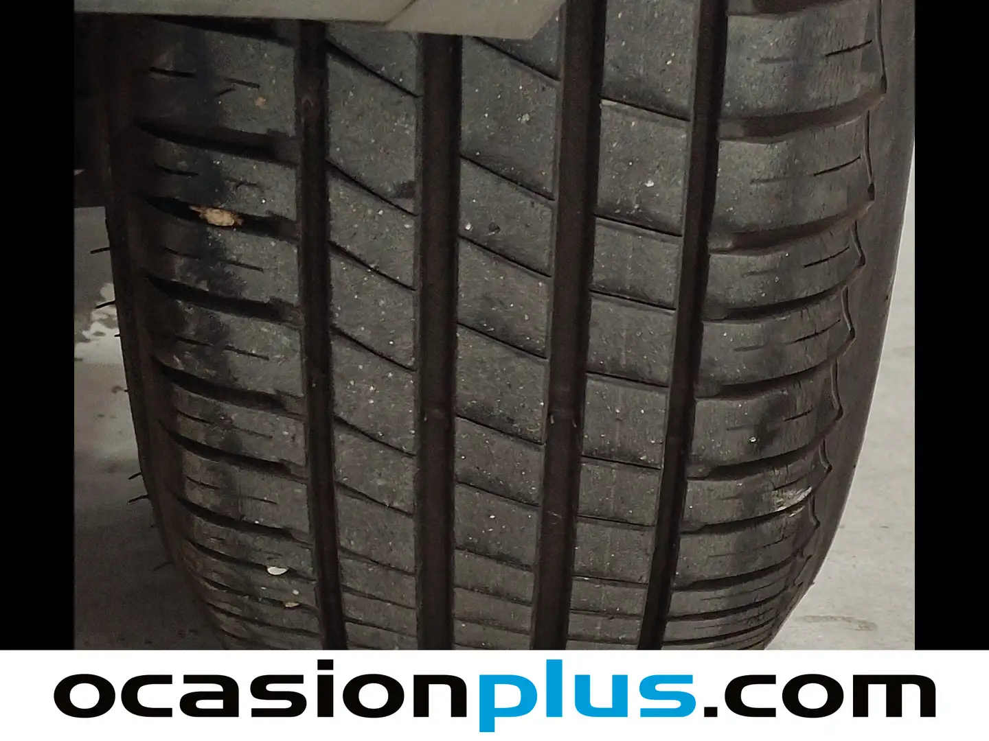 Foto Volkswagen T-Roc Volkswagen T-Roc Edition 1.6 TDI (115 CV)