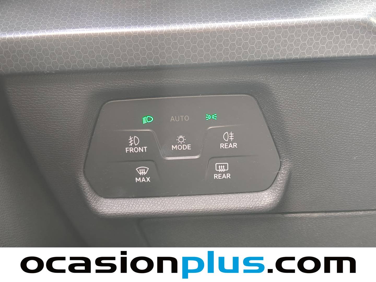 Seat León Seat León 1.0 eTSI 81kW DSG-7 S&S Style go de segunda mano