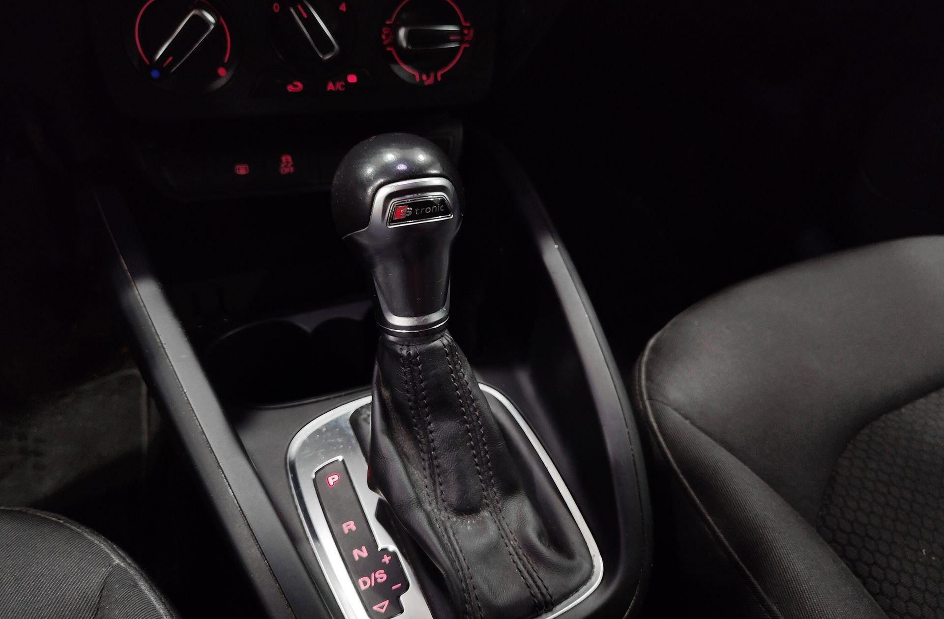 Audi A1 Sportback Adrenalin 1.0 TFSI S tronic Pack S Line - foto 5