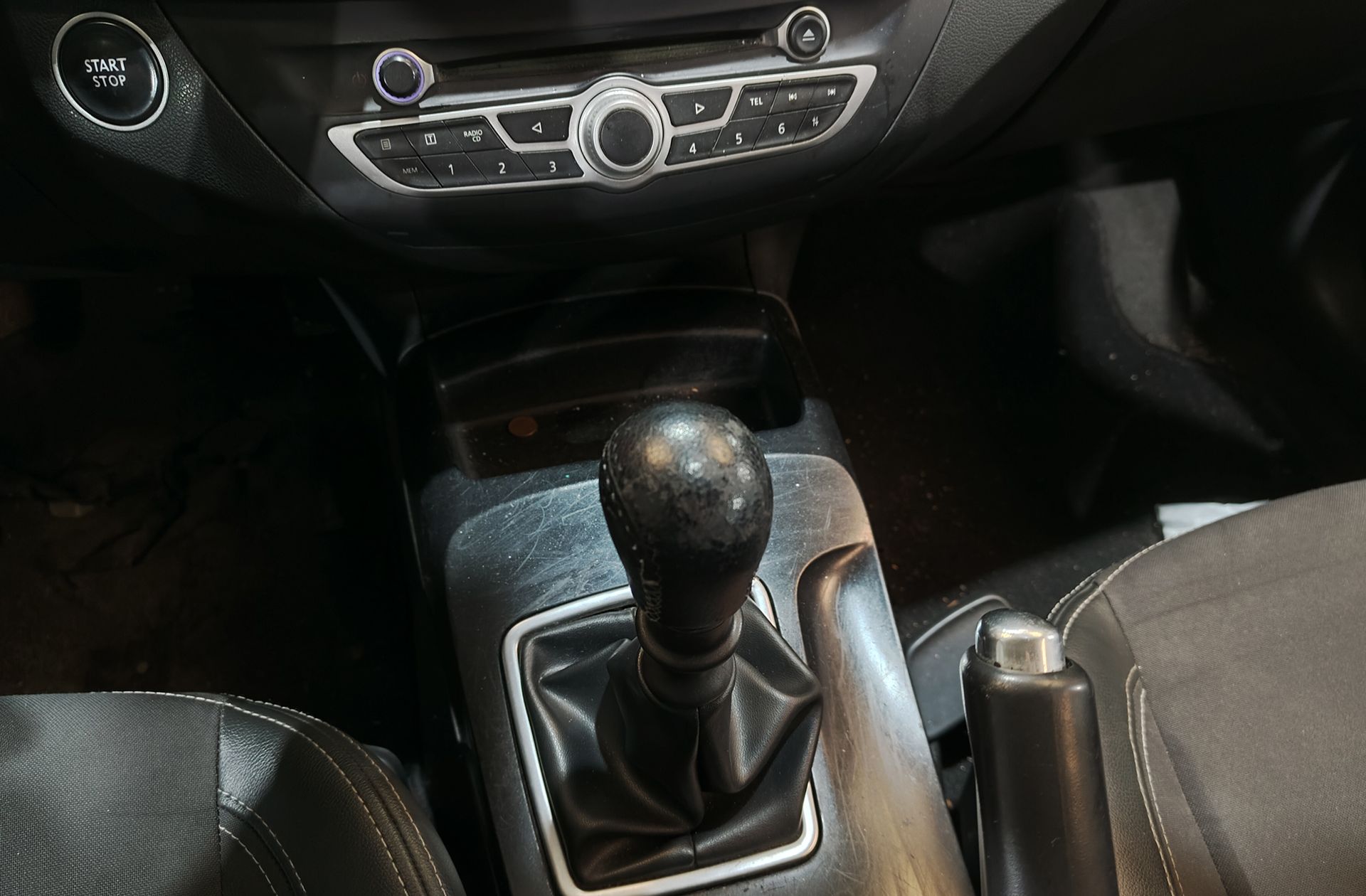 Renault Laguna 1.5 dCi Emotion - foto 5