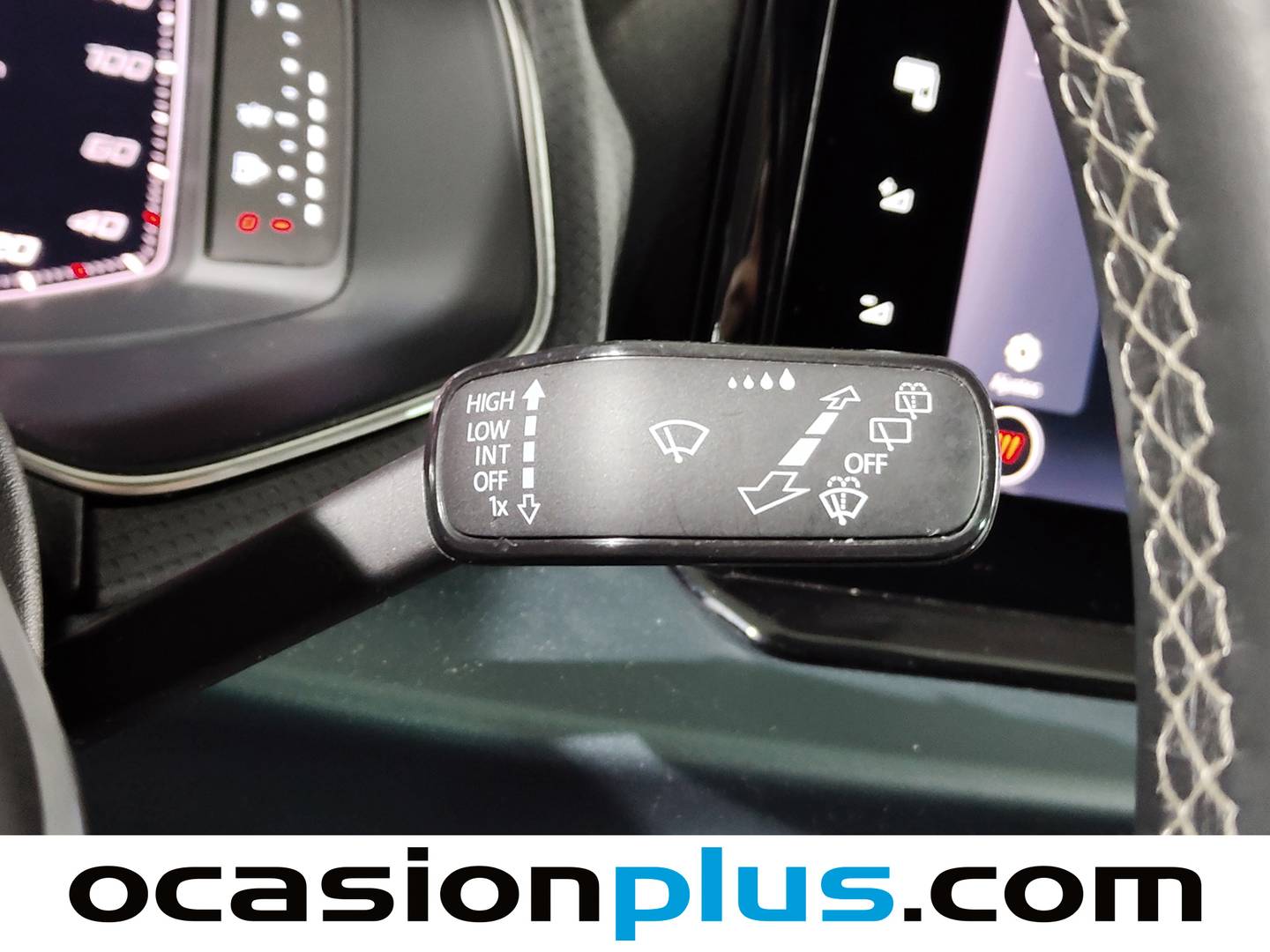 Foto Seat Arona SEAT Arona 1.0 TSI Xperience Plus (110 CV)