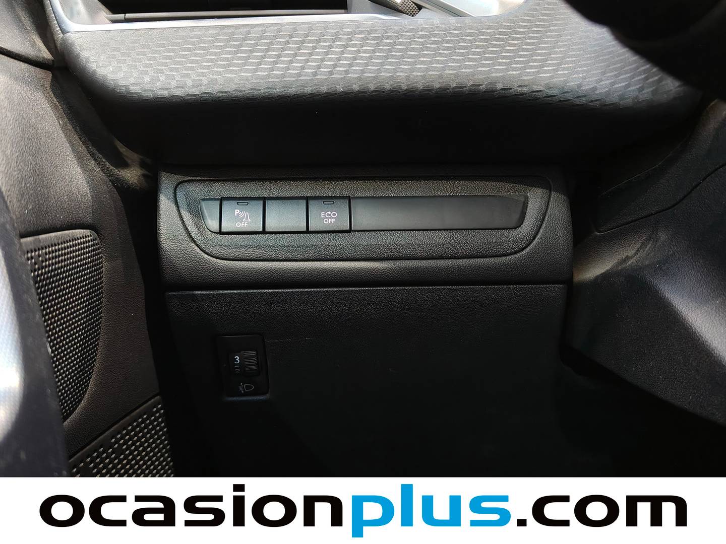 Acabados Peugeot 2008 Peugeot 2008 PureTech 110 S&S Allure (110 CV)