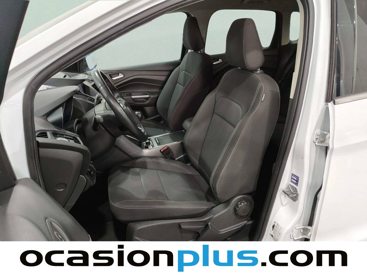Foto asientos delanteros Ford Kuga Ford Kuga 1.5 EcoBoost S&S Trend+ 4x2 (120 CV)