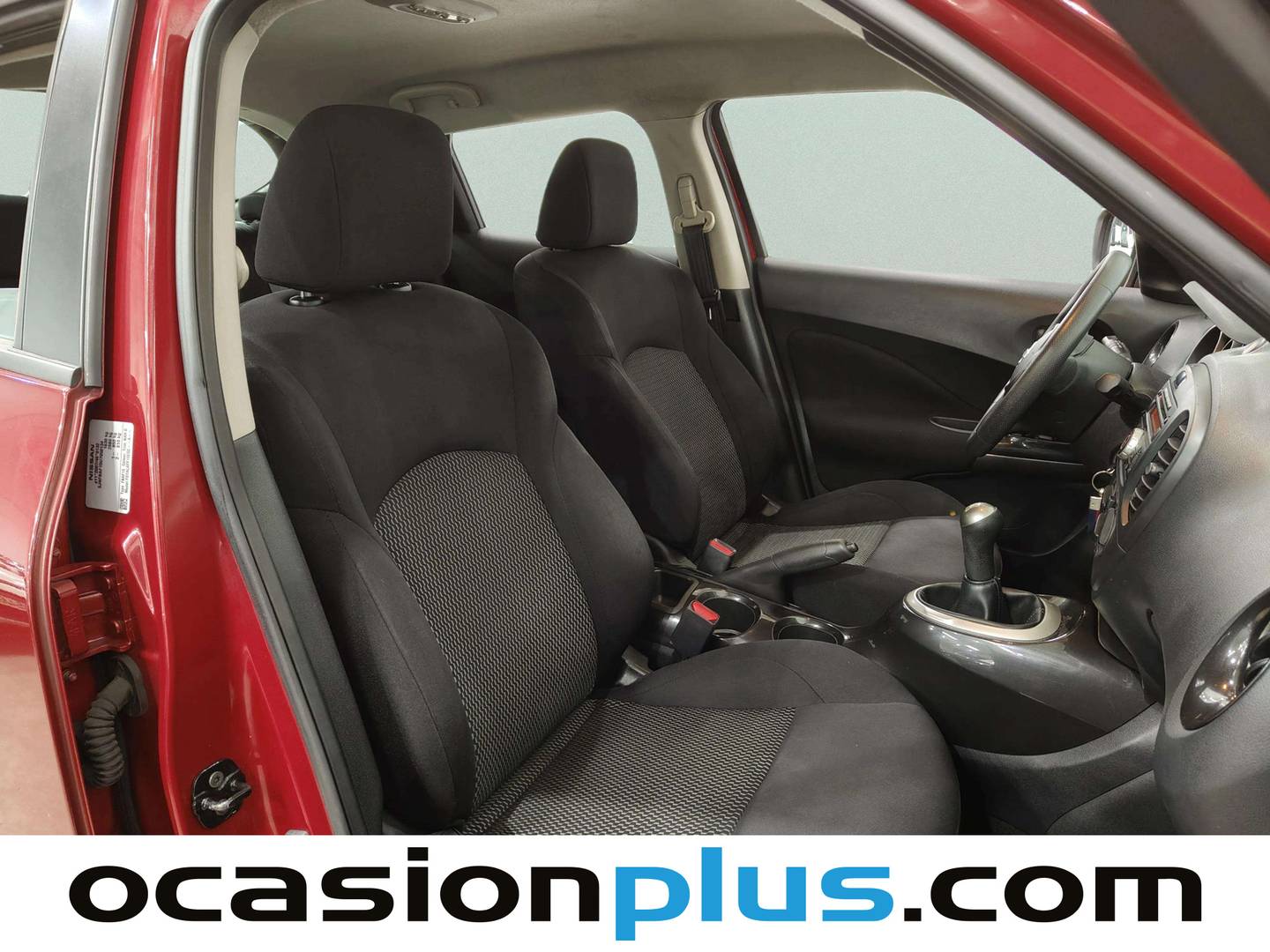 Foto Nissan JUKE Nissan Juke 1.6 Visia 4x2 (94 CV)