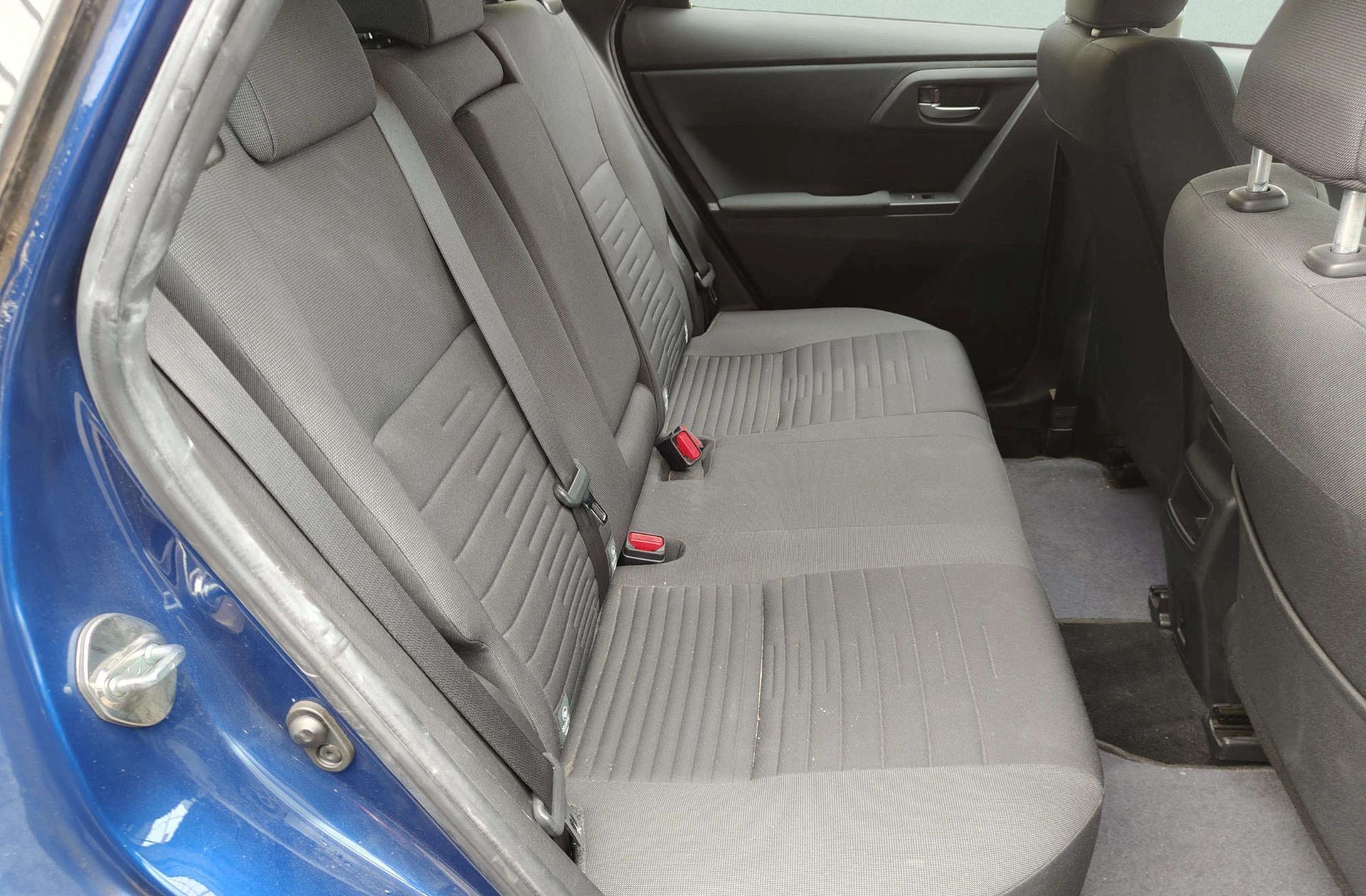 Toyota Auris 1.4 90 D Active - foto 15