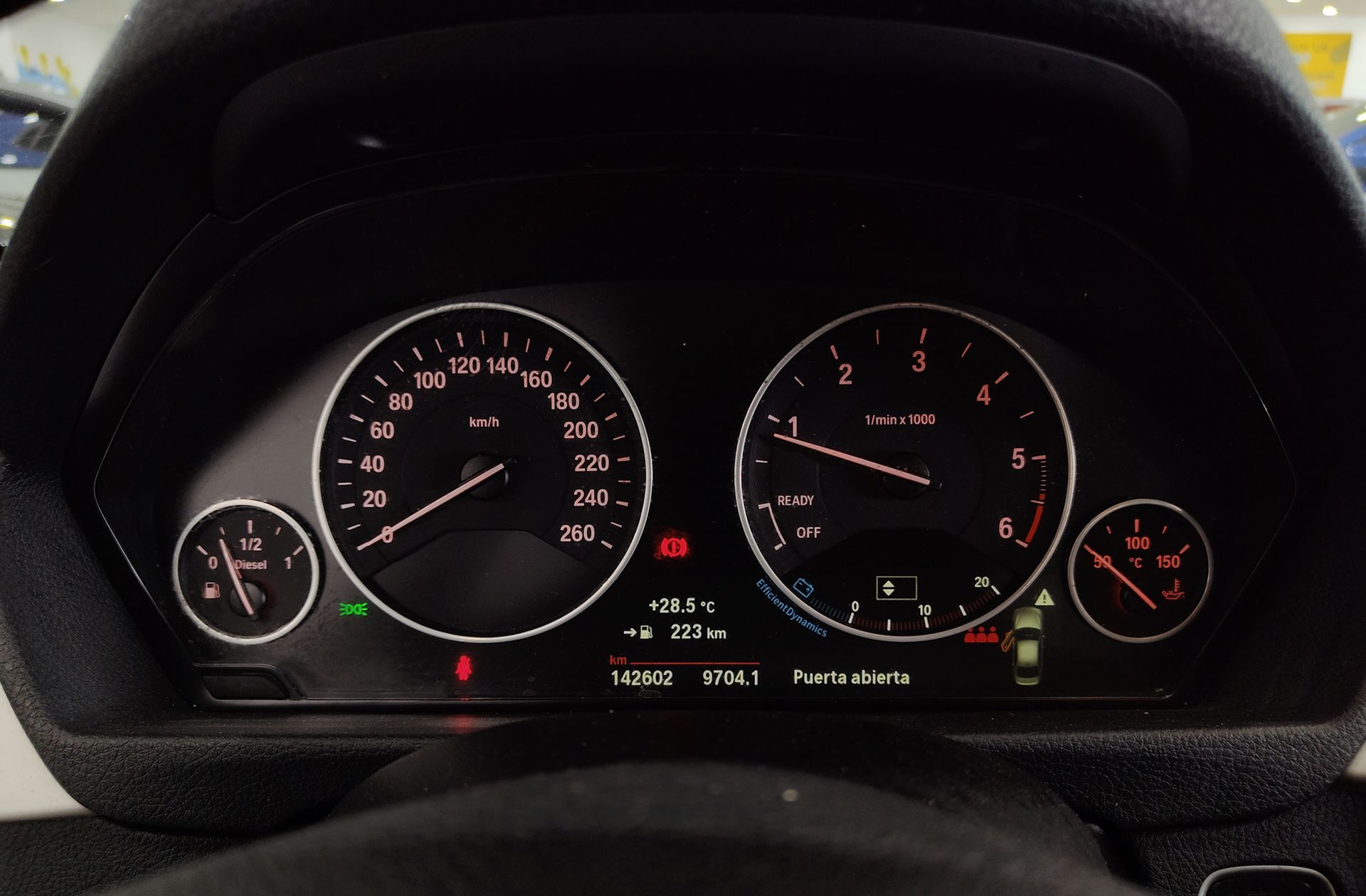 BMW Serie 3 318d - foto 19