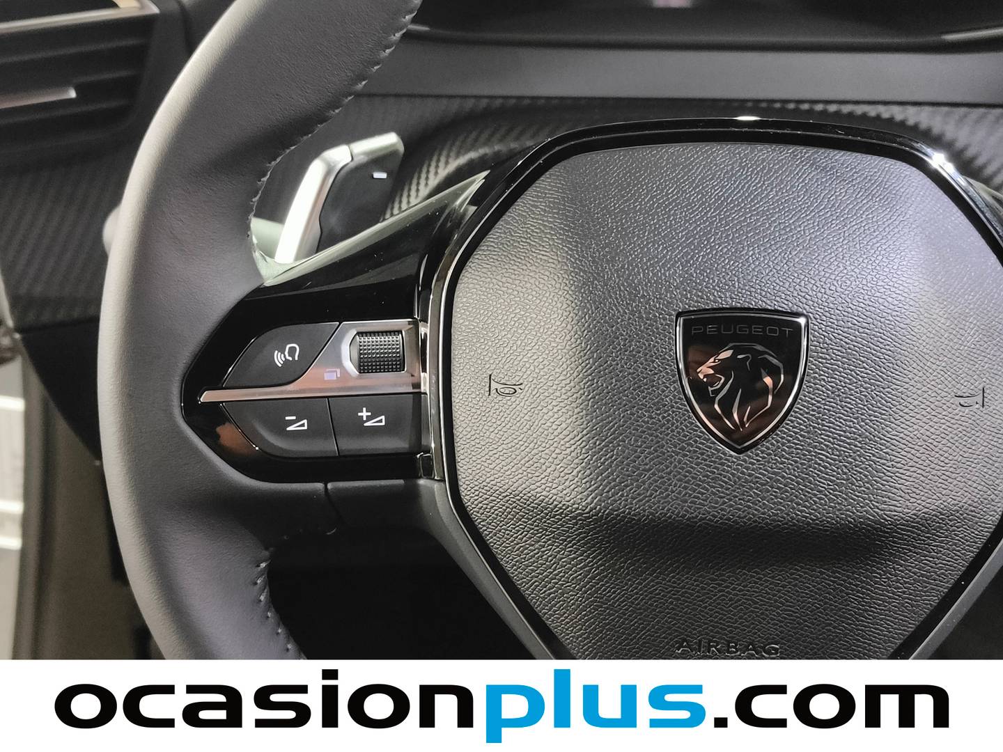 Foto Peugeot 2008 Peugeot 2008 Allure Hybrid eDCS6 (145 CV)