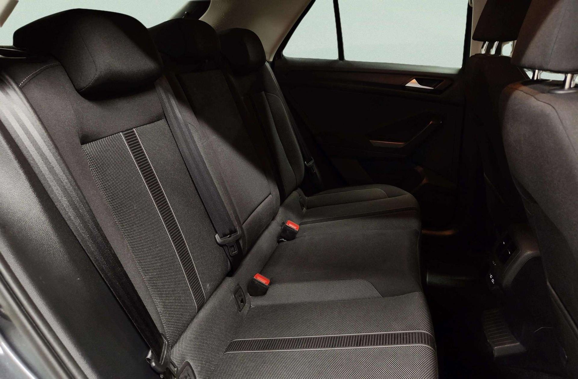 Volkswagen T-Roc Life 1.0 TSI - foto 17