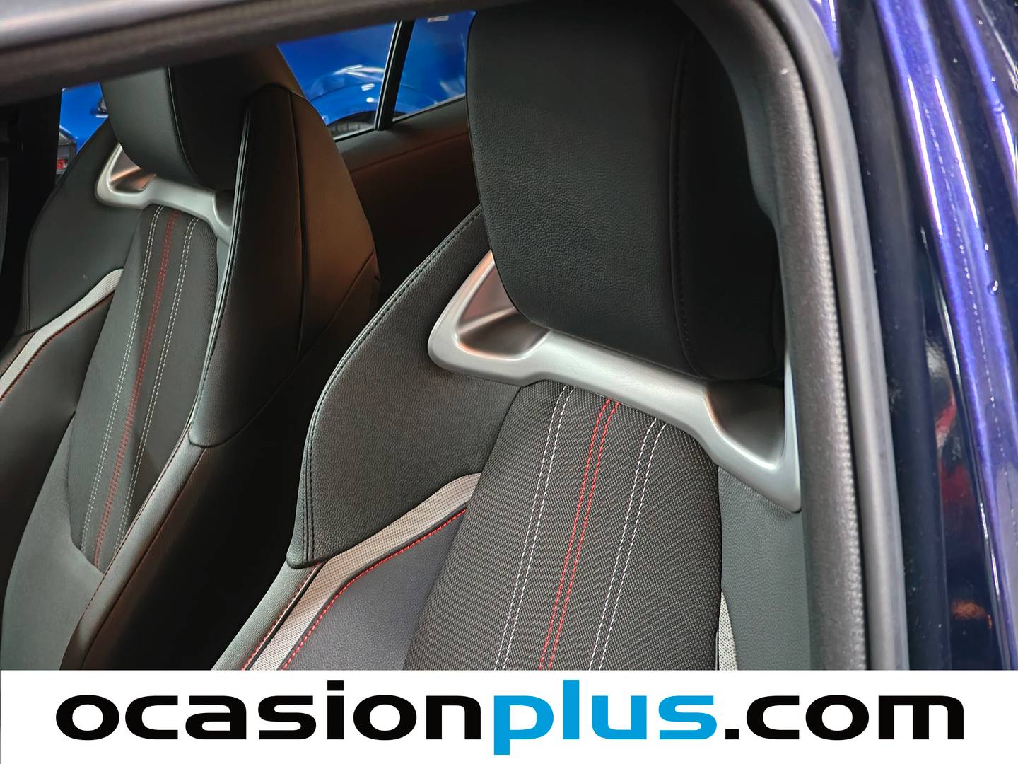 Equipamiento del Toyota Corolla Toyota Corolla 180H GR-SPORT E-CVT (184 CV)